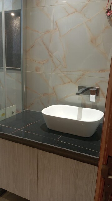 Bathroom in 3 BHK Villa at Sector 41 – for Rent