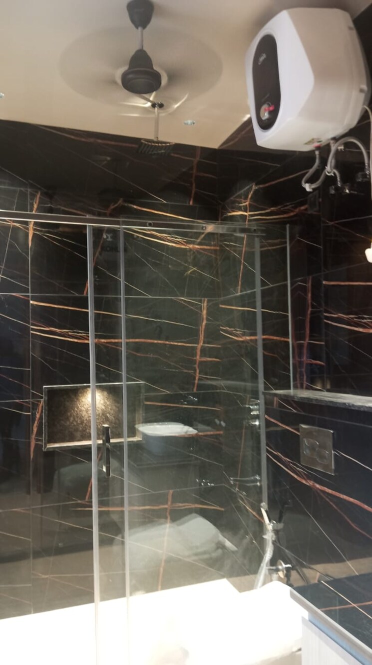 Bathroom, sector 41 3 Bedroom 200 Sq.Mt. Villa In Sector 41 Noida 9099884