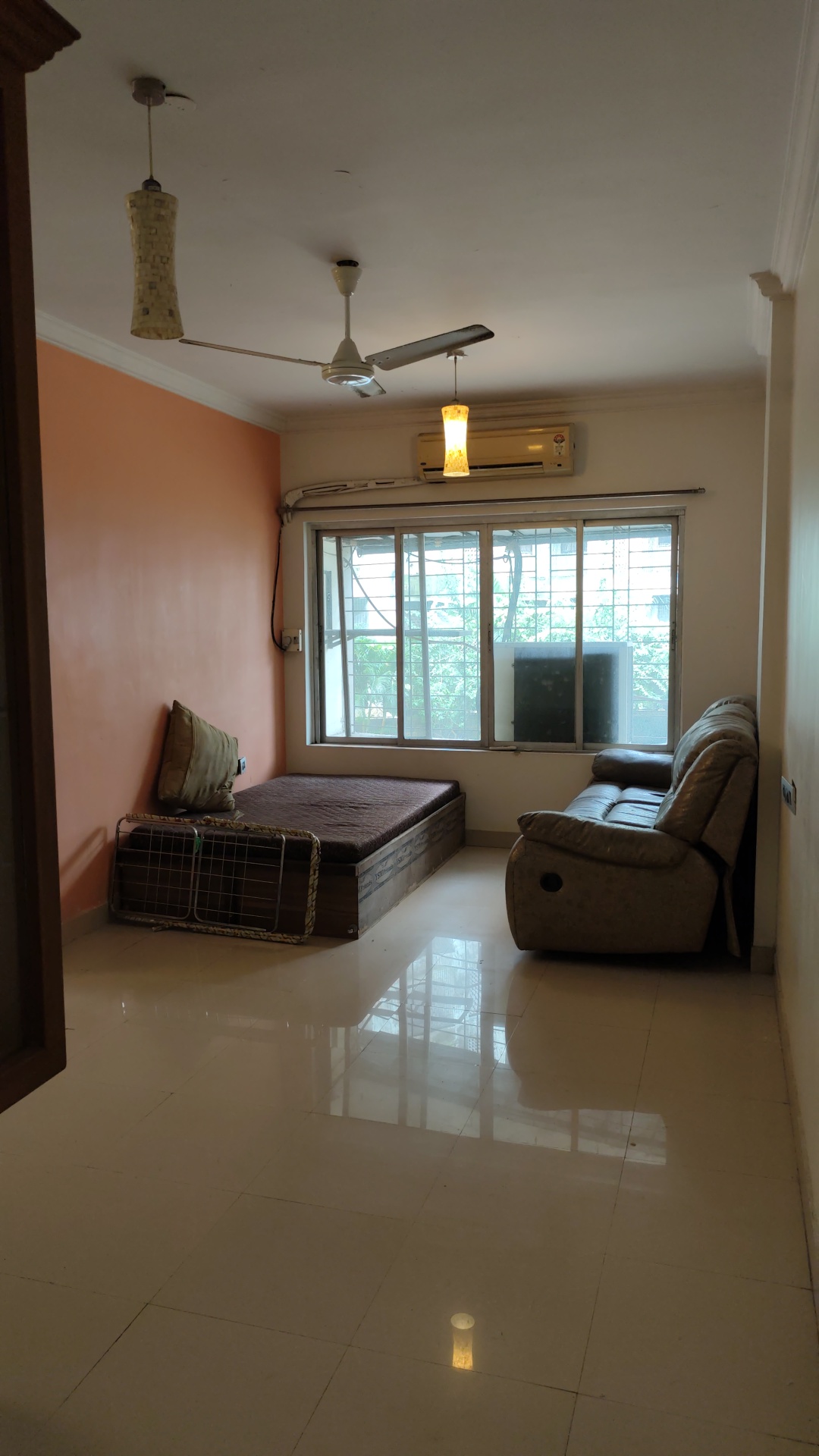2 BHK 1050 Sq.Ft. Apartment in Serenity Complex