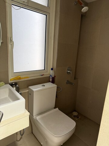 Team Area in 1 BHK Apartment at Thane West – for Sale