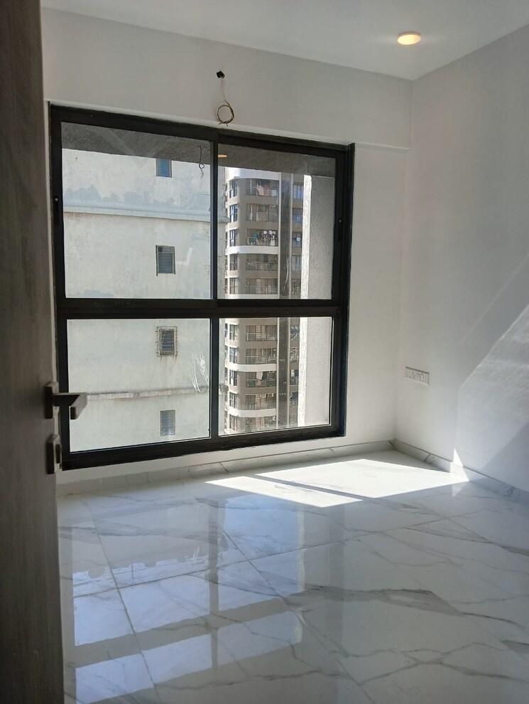 Room, dev-leo-tower 2 Bedroom 670 Sq.Ft. Apartment In Oshiwara Mumbai 9099921