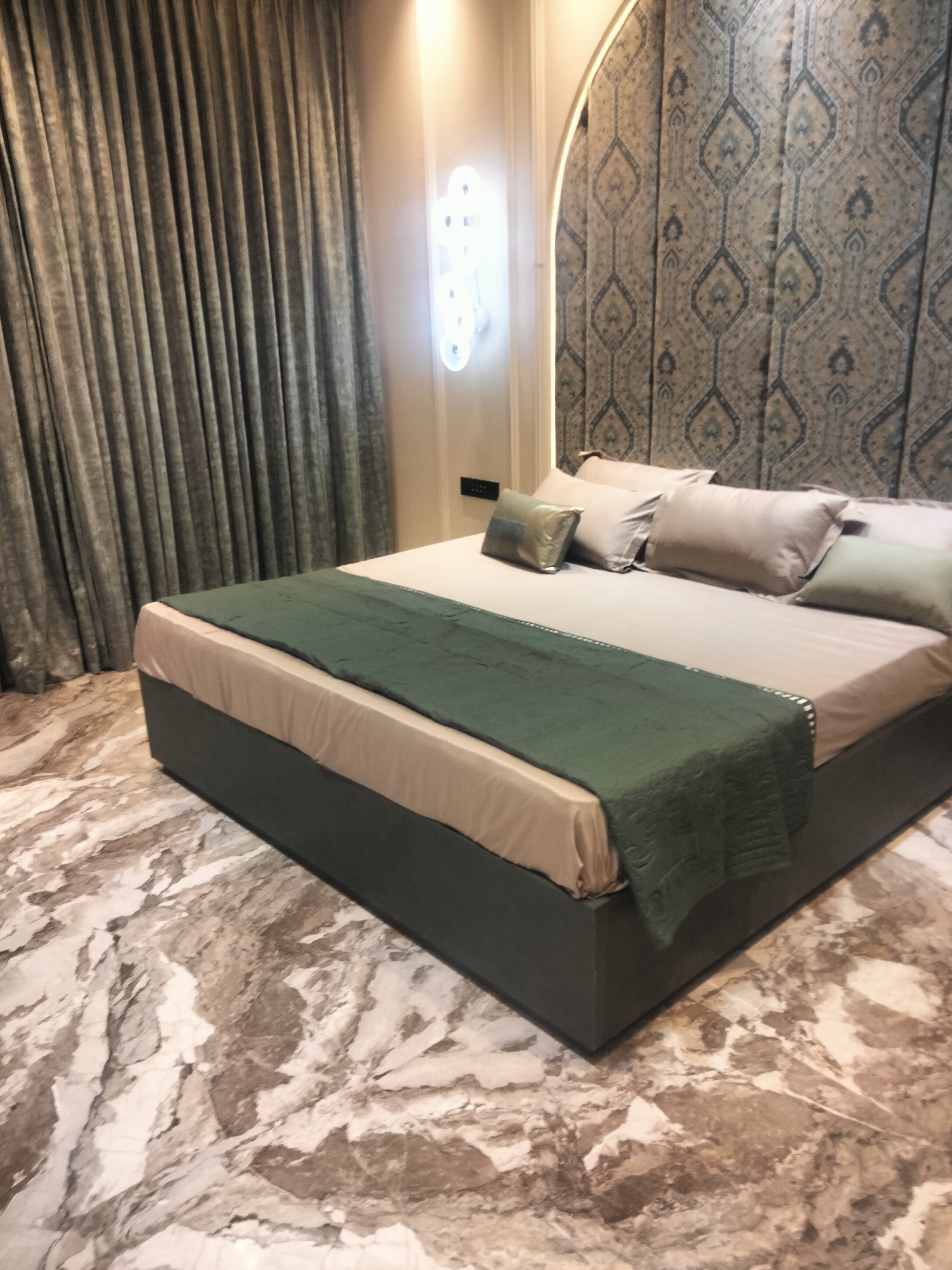 2 BHK Apartment For Sale in Lakshachandi Heights