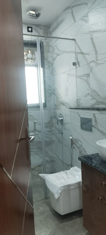 Bathroom in 4 BHK Builder Floor at Unitech South City II, Sector 50 – for Sale