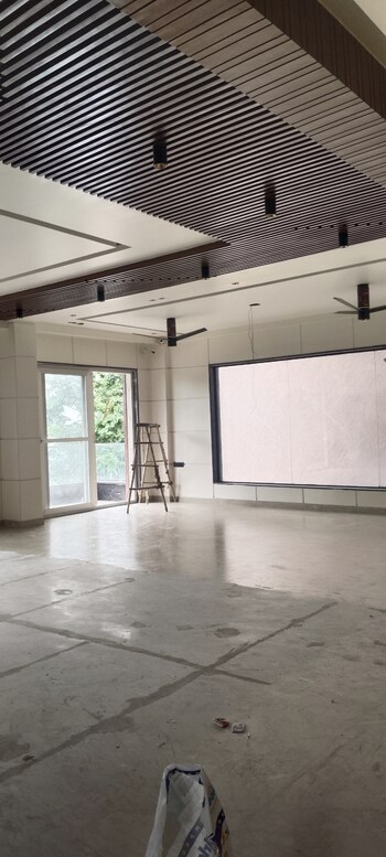 Unitech South City II