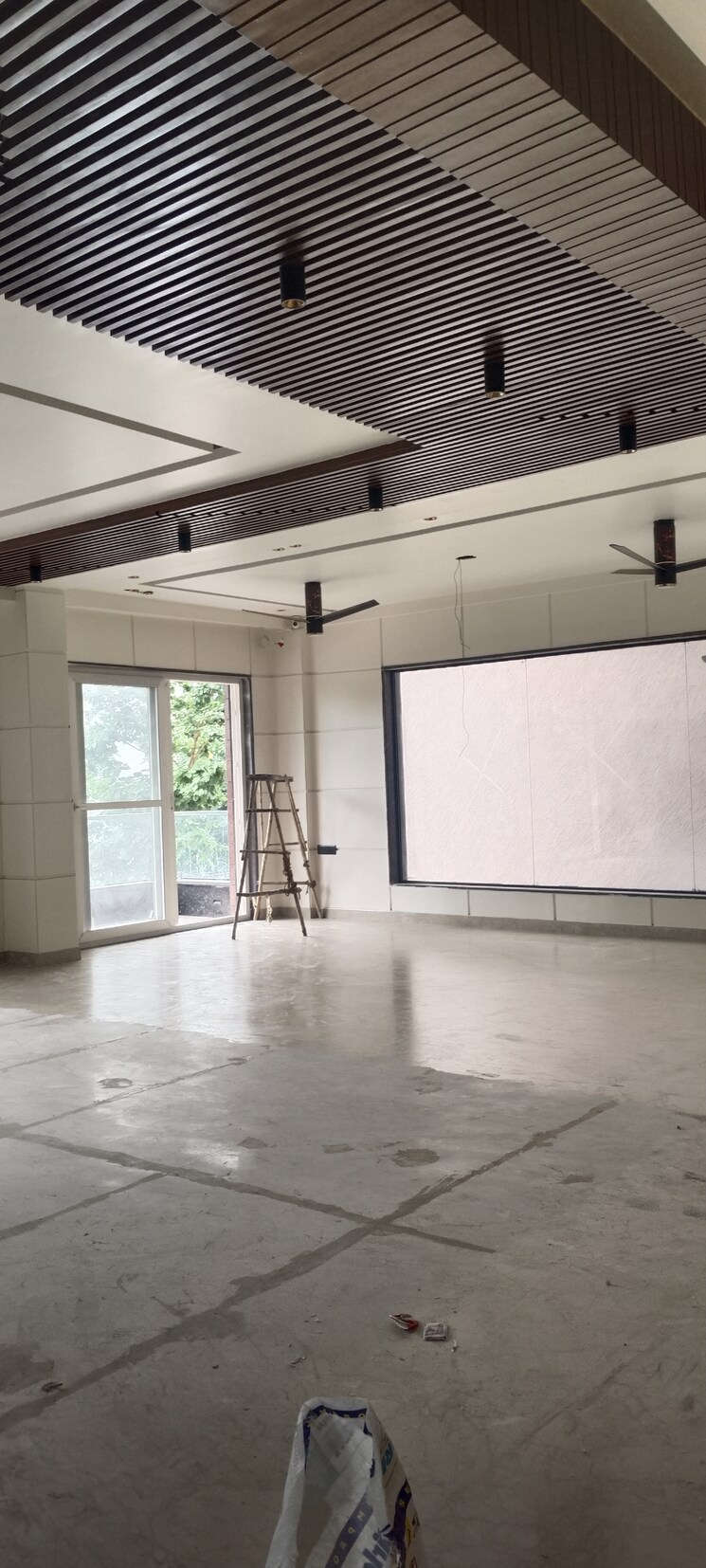 Room, unitech-south-city-ii 4 Bedroom 2400 Sq.Ft. Builder Floor In Sector 50 Gurgaon 9099948