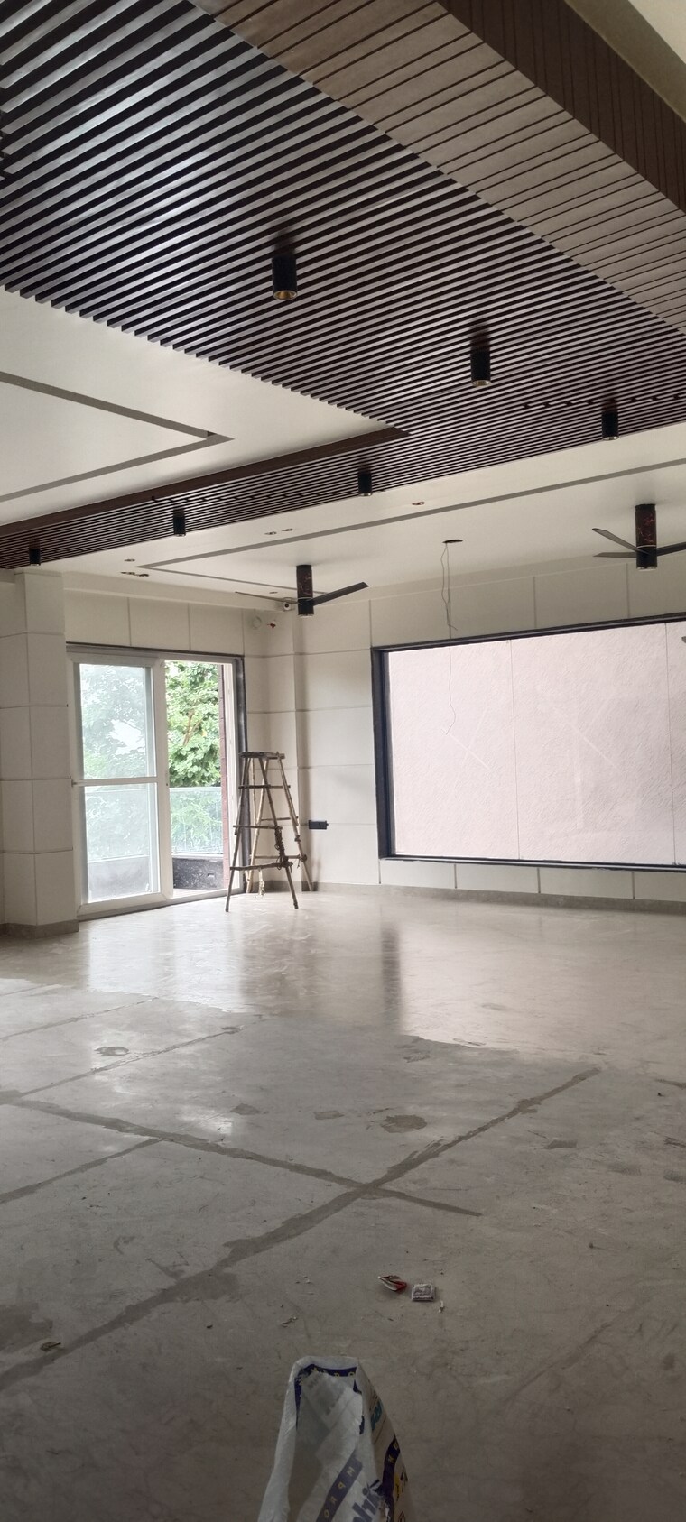 Room, unitech-south-city-ii 4 Bedroom 2400 Sq.Ft. Builder Floor In Sector 50 Gurgaon 9099948