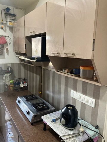 Team Area in 2 BHK Apartment at Kalpataru Sunrise Grande, Kolshet Road – for Rent