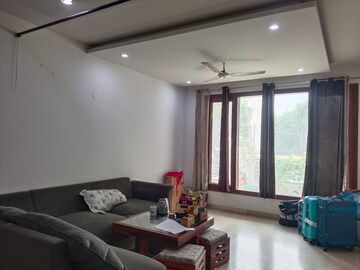 Living Room in 3 BHK Builder Floor at Sushant Lok 3, Sector 57 – for Rent