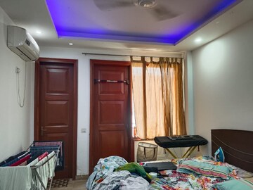Bedroom in 3 BHK Builder Floor at Sushant Lok 3, Sector 57 – for Rent