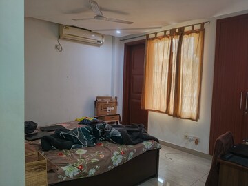 Bedroom in 3 BHK Builder Floor at Sushant Lok 3, Sector 57 – for Rent