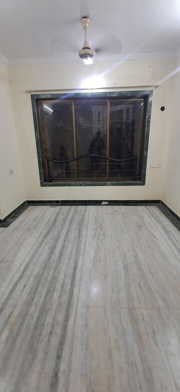 Furnished Amenities in 1 BHK Apartment at Gemstar Nestle Apartments, Malad West – for Rent