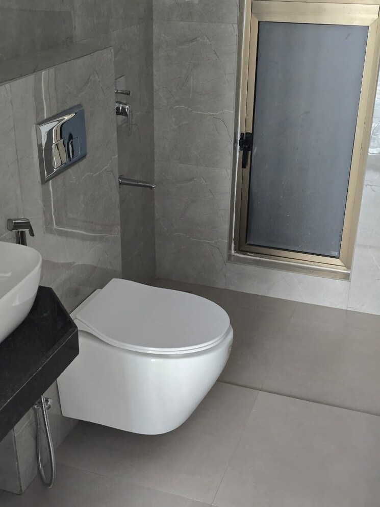 Bathroom, thane east 2 Bedroom 1060 Sq.Ft. Apartment In Thane East Thane 9099969