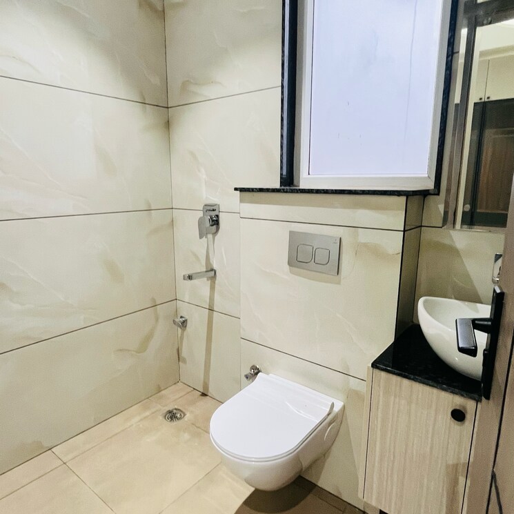 Bathroom, shree-vardhman-nature-valley 3 Bedroom 155 Sq.Yd. Builder Floor In Palda Dhaani Gurgaon 9099994