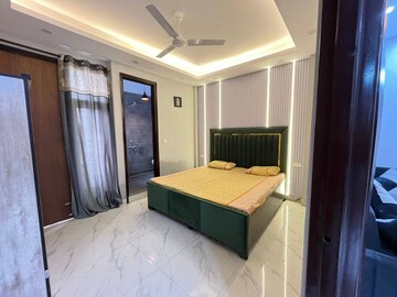 Bedroom in 2 BHK Builder Floor at Saket – for Rent