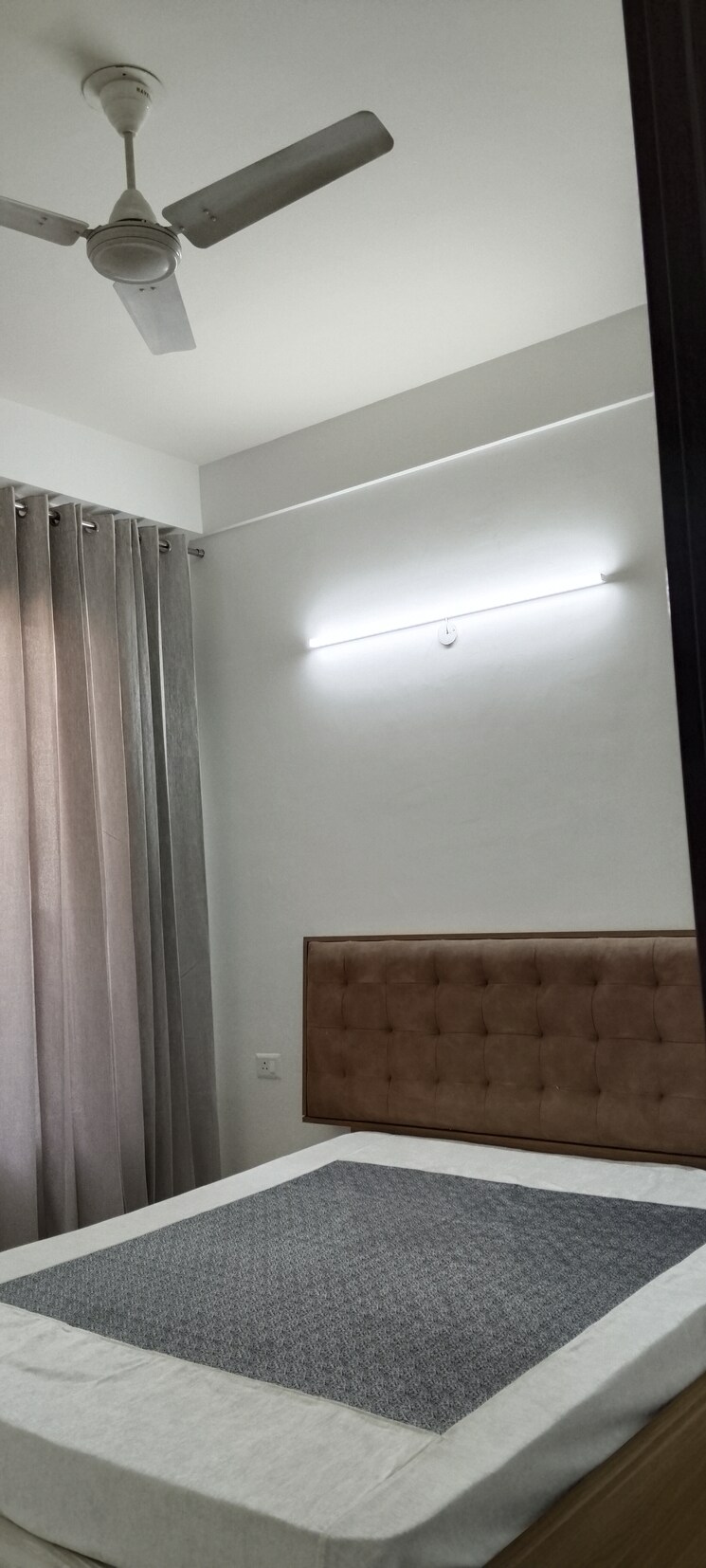 Room, smart-world-orchard 3.5 Bedroom 1720 Sq.Ft. Builder Floor In Sector 61 Gurgaon 9100024