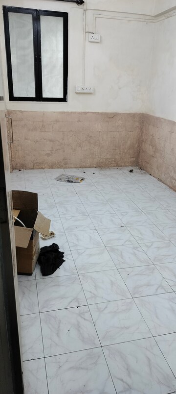 Bathroom in 2 BHK Apartment at Florida Apartment, Andheri West – for Rent