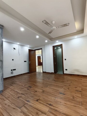 Room in 3 BHK Builder Floor at Freedom Fighters Enclave – for Rent