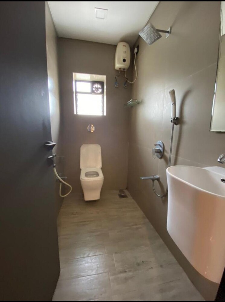 Bathroom, mount-sea-view-apartment 2 Bedroom 830 Sq.Ft. Apartment In Versova Mumbai 9100078