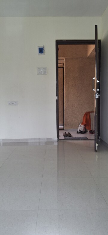 Room in 1 RK Apartment at Neelkanth Sparkle, Ghansoli – for Rent