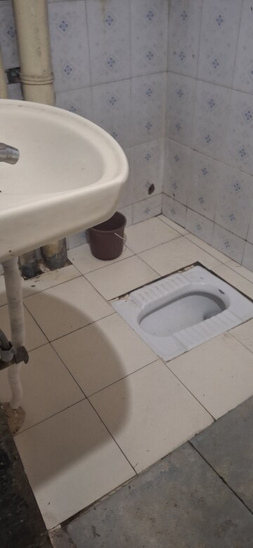 Bathroom in 1 BHK Independent House at Ghansoli – for Rent