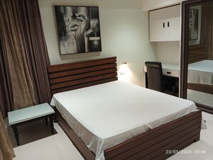 Bedroom in 5 BHK Apartment at Banjara Hills – for Sale