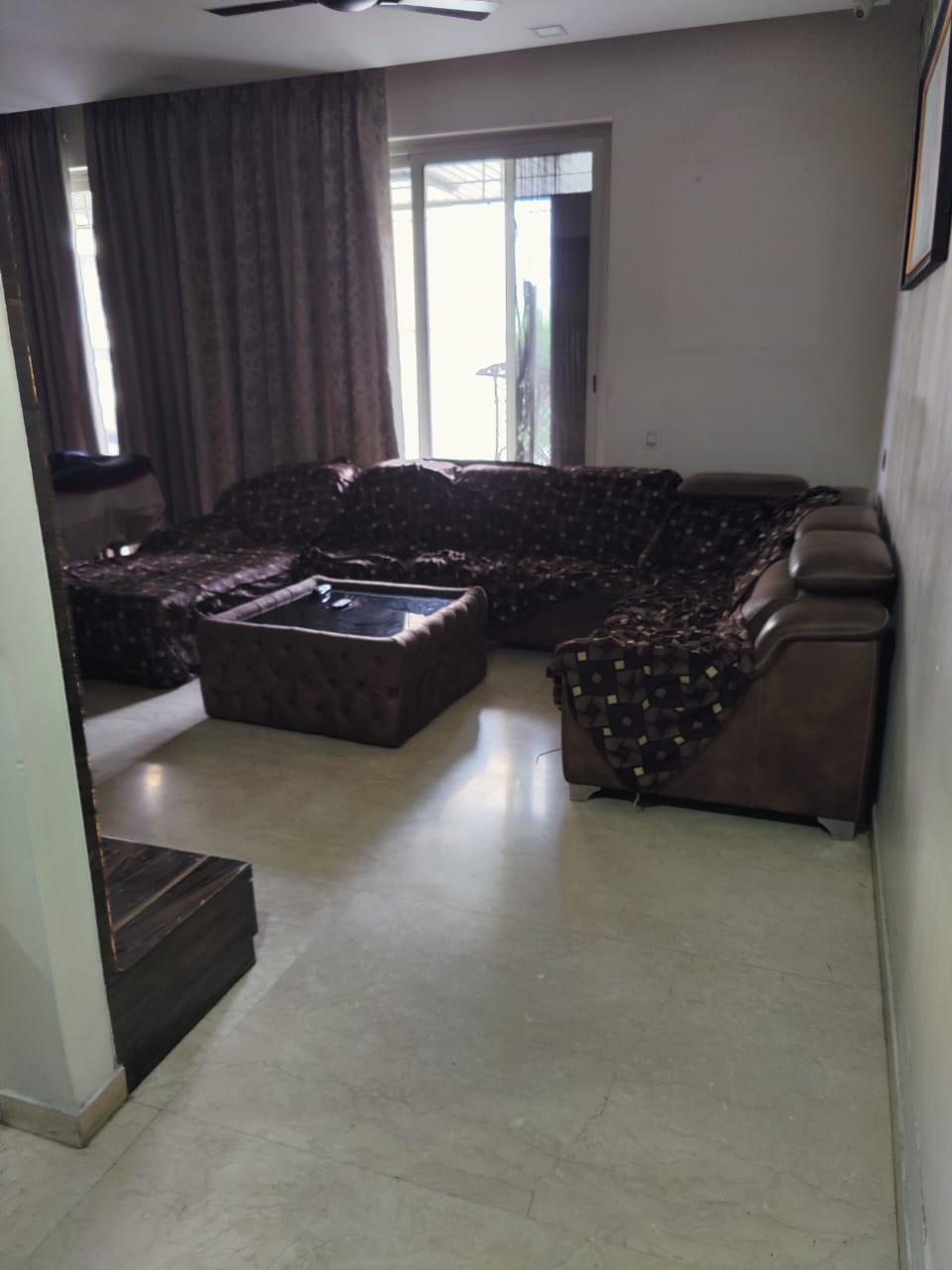 4 BHK + Servant Room 2289 Sq.Ft. Apartment in One Hiranandani Park