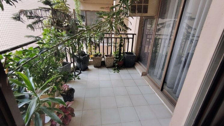 Balcony, ardee-city-palm-grove-heights 3 Bedroom 2050 Sq.Ft. Apartment In Sector 52 Gurgaon 9100121