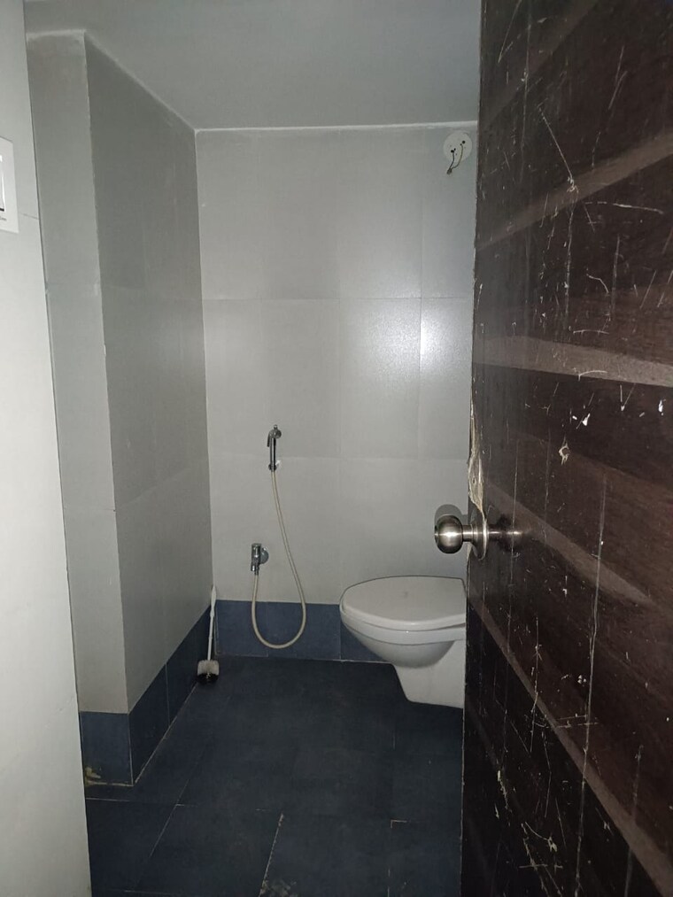 Bathroom, vasai east 2 Bedroom 750 Sq.Ft. Apartment In Vasai East Palghar 9100128