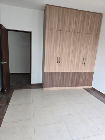 Room in 4 BHK Apartment at NR Orchid Gardenia, Jakkuru – for Rent