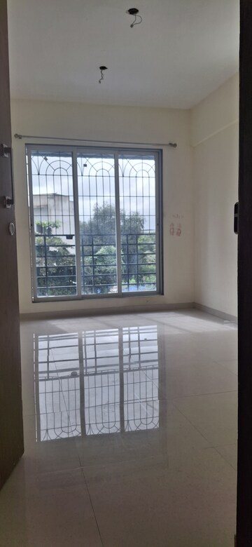 2 BHK Apartment – Nearby View at Neelkanth Heights, Ghansoli - for Rent