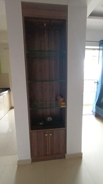 Furnished Amenities in 3 BHK Apartment at Hiranandani Estate Nova, Thane West – for Rent