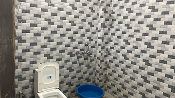 Bathroom in 2 BHK Independent House at Vatika Kunj, Bhondsi – for Sale
