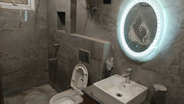 Bathroom in 2 BHK Builder Floor at Patel Nagar – for Rent