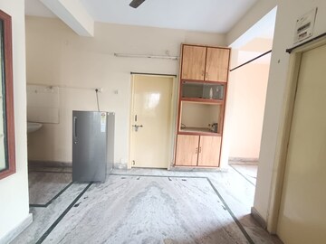 Room in 2 BHK Independent House at Tarnaka – for Rent