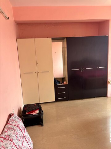 Furnished Amenities in 3 BHK Apartment at Argora Kathal More Road – for Rent