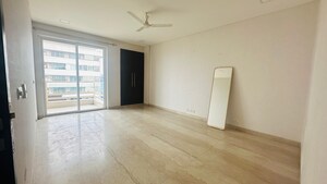 Room in 4 BHK Apartment at Abw La Lagune, Sector 54 – for Sale