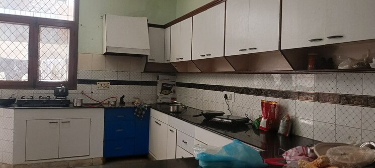 Kitchen, sector 41 4 Bedroom 180 Sq.Mt. Villa In Sector 41 Noida 9100205