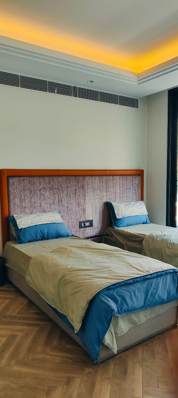 Bedroom in 4 BHK Builder Floor at Suncity – for Rent