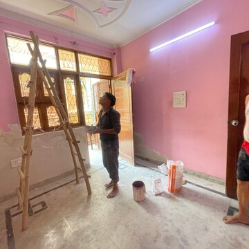 Living Room in 2 BHK Builder Floor at Rohini Sector 24 – for Rent