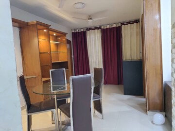 Living Room in 2 BHK Apartment at Gomti Nagar – for Rent