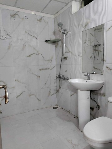 Bathroom in 2 BHK Apartment at Gomti Nagar – for Rent