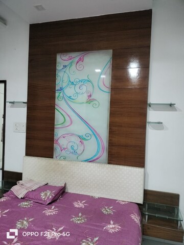 Bedroom in 5 BHK Villa at Gota – for Rent