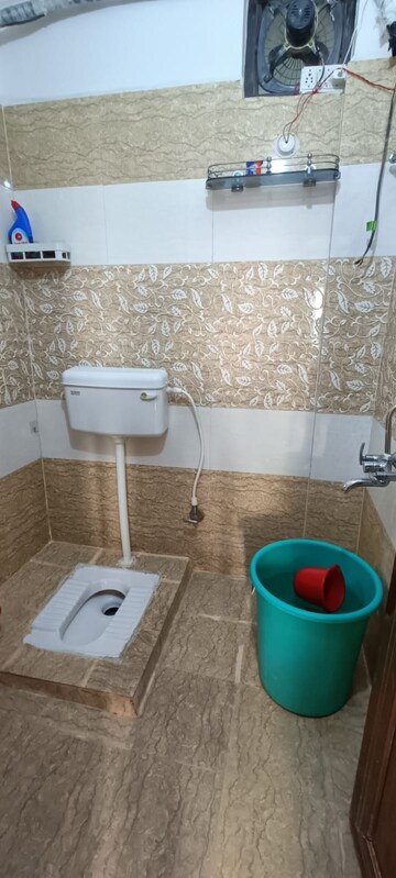 Bathroom in 2 BHK Apartment at Indira Nagar – for Rent