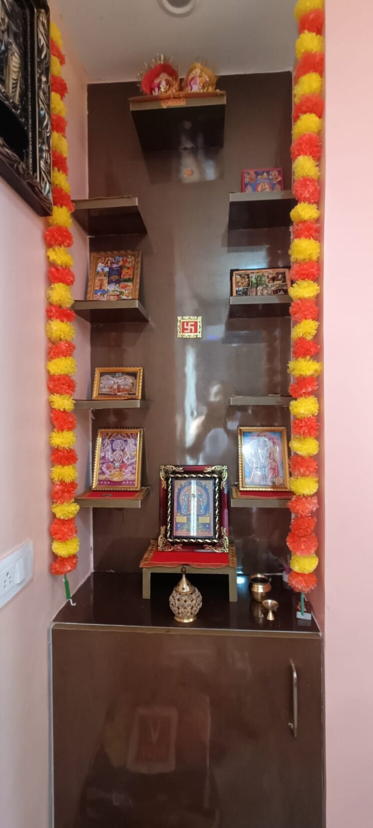 undefined, indira nagar 2 Bedroom 1280 Sq.Ft. Apartment In Indira Nagar Lucknow 9100327