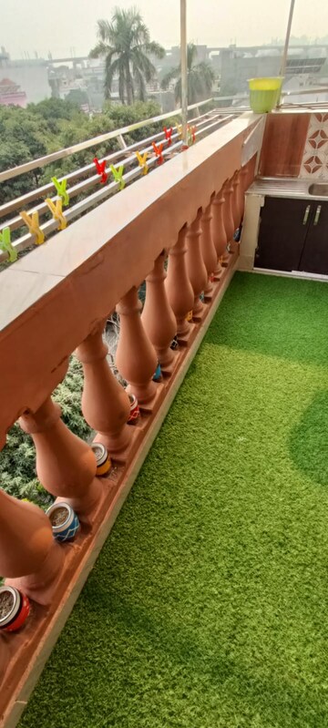 Furnished Amenities in 2 BHK Apartment at Indira Nagar – for Rent