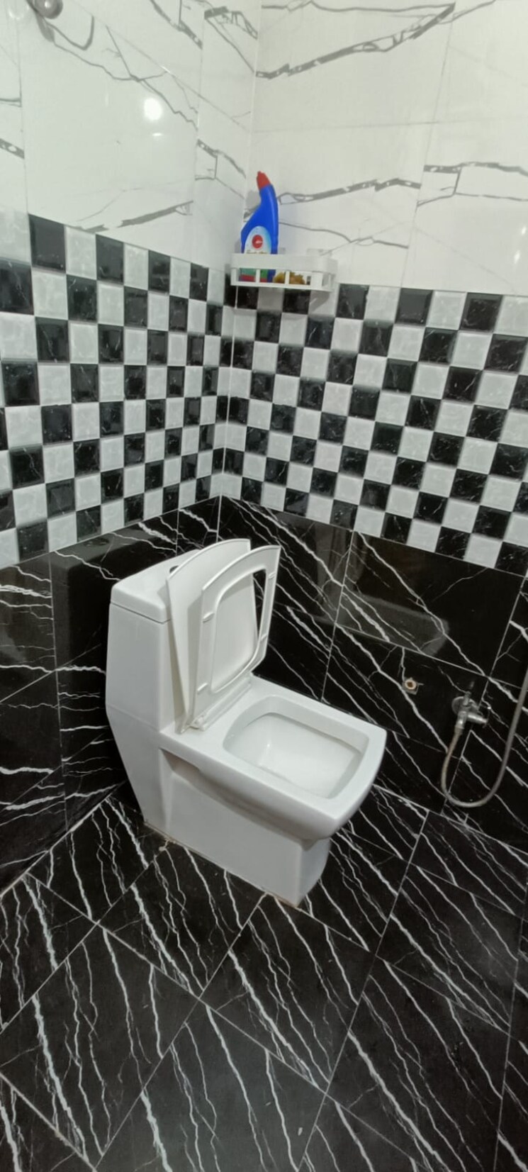 Bathroom, indira nagar 2 Bedroom 1280 Sq.Ft. Apartment In Indira Nagar Lucknow 9100327