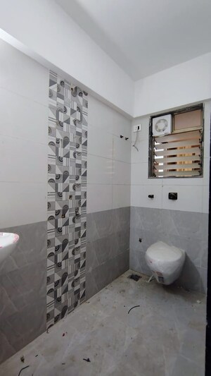 Bathroom in 1 BHK Apartment at Samcon Jyot Residency, Parel – for Sale