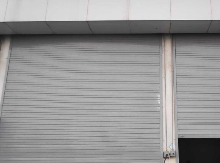 Room, duville-riverdale Commercial Shop 2300 Sq.Ft. In Kharadi Pune 9100353