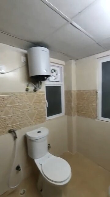 Bathroom in 3 BHK Apartment at Amrapali Golf Homes, Sector 4 Greater Noida – for Rent