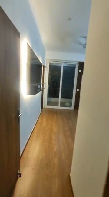 Furnished Amenities in 3 BHK Apartment at Amrapali Golf Homes, Sector 4 Greater Noida – for Rent